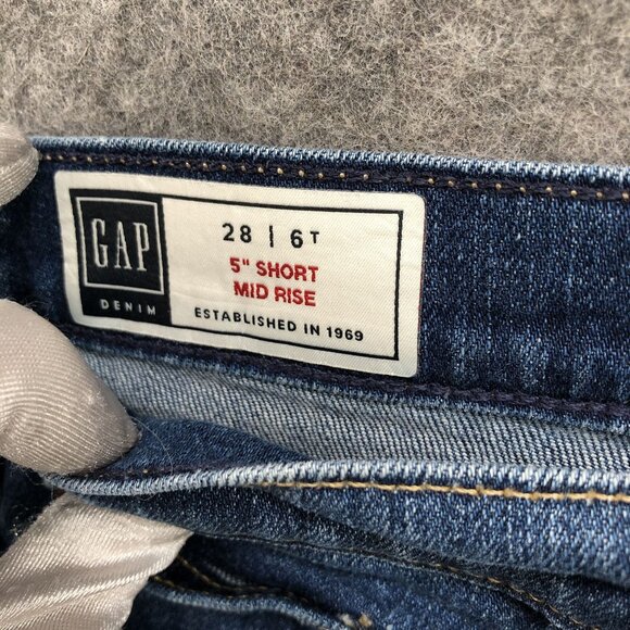 GAP Mid Rise 5'' Jean Shorts Womens Size 28 / 6T Tall Blue Modest - Picture 6 of 7